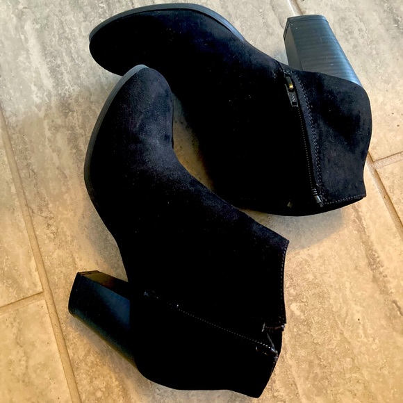 Ankle Booties - Picture 1 of 7